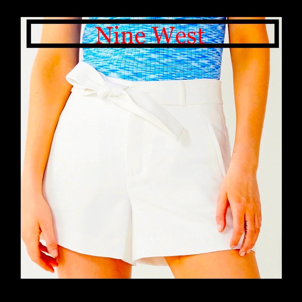 NINE WEST - BELTED FLAT FRONT SHORTS